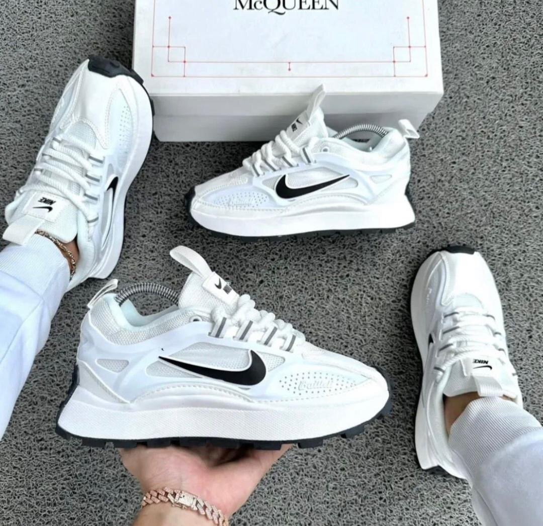 Baskets Nike design élégant