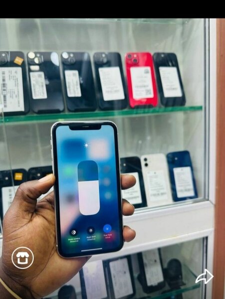 iPhone 11 Rouge - Smartphone