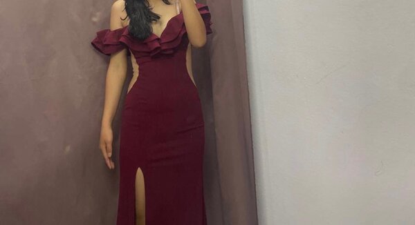 вечернее платье с разрезом