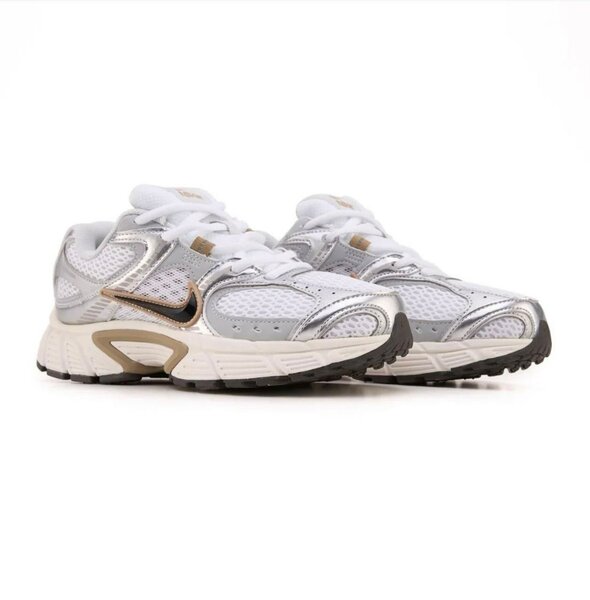 Baskets tendance argent femme