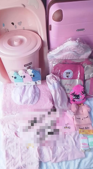 Pink set for newborn