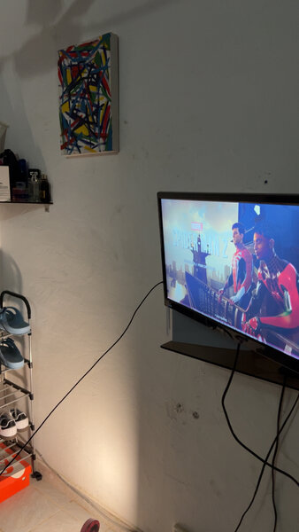 Télévision écran plat