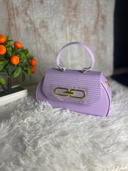 Sac à main tendance en cuir