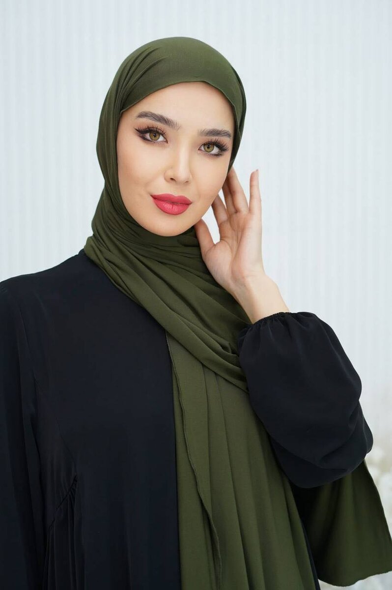 Шарфы и готовые балаклавы