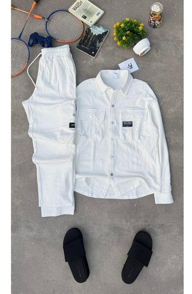 Ensemble chemise et pantalon blanc