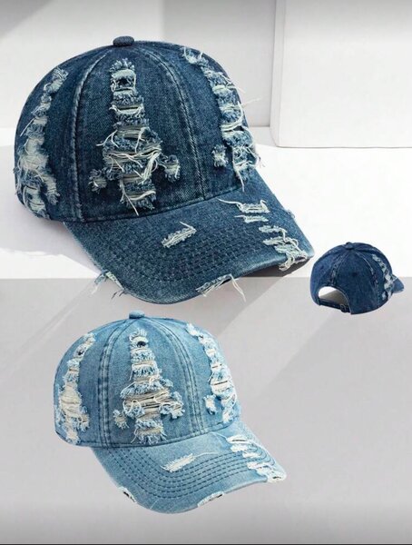Casquette en jean déchiré