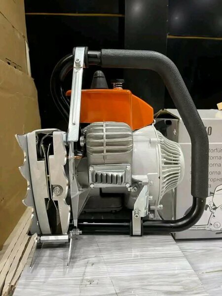 Tronçonneuse Puissante STIHL 070