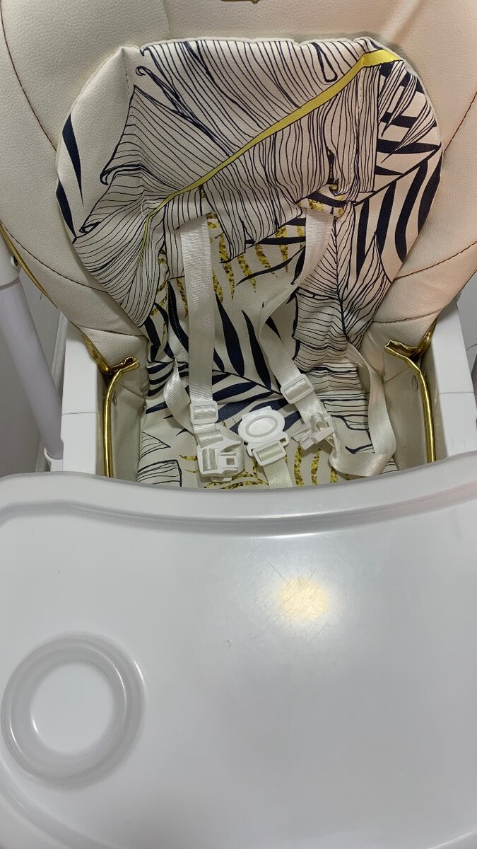 Детский стульчик для кормления