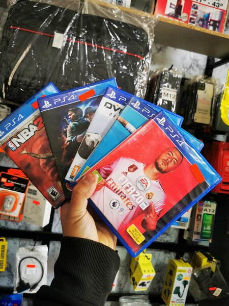 Jeux PS4 variés