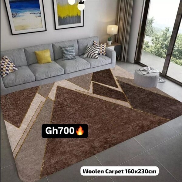 Luxurious and soft patterned carpet