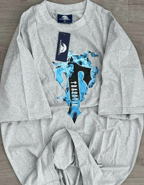 T-shirts graphiques tendance