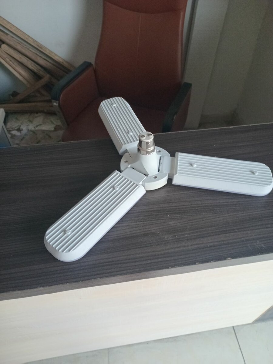 Lampe LED Pliante Économique