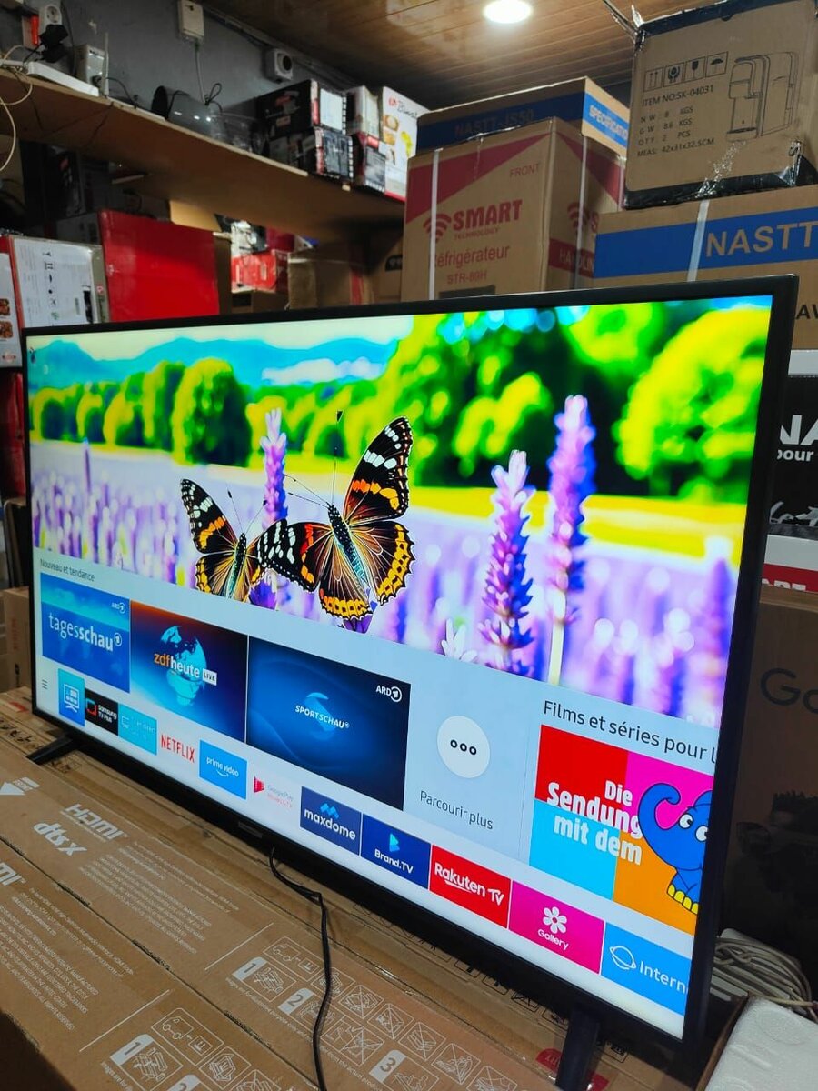 TV Samsung 50pouce LED 4K UHD
