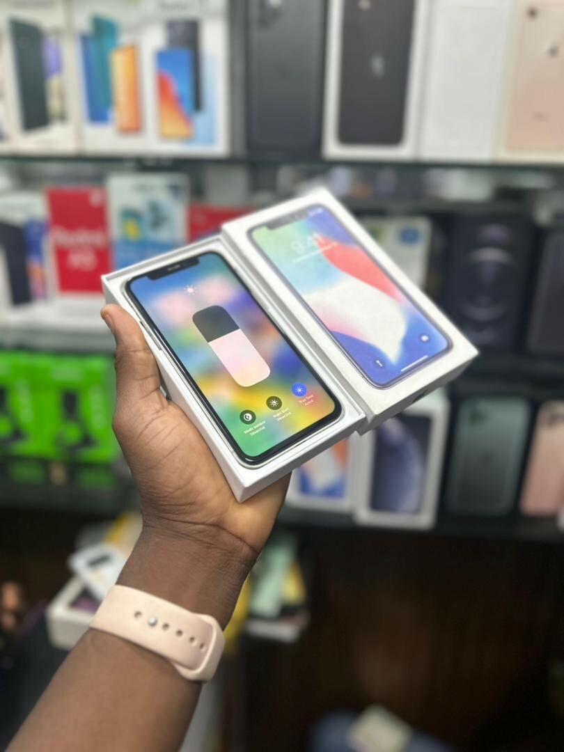 iPhone X 64g très propre