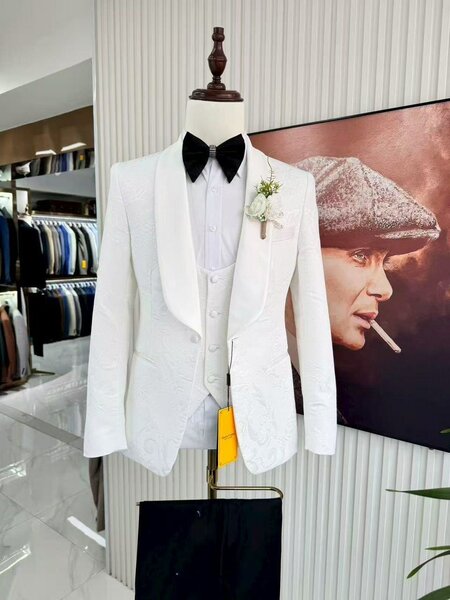 Costume de Mariage Élégant