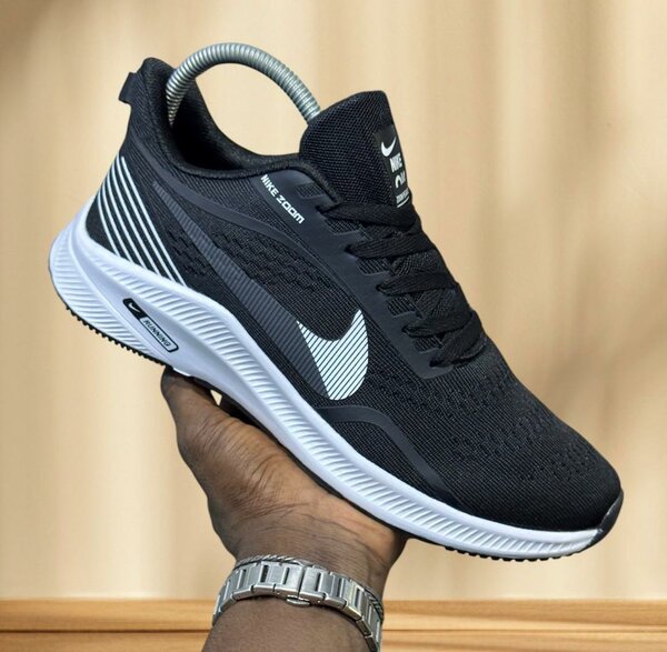 Chaussure de sport Nike