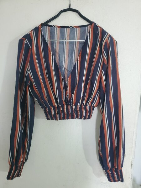 Top court à rayures tendance