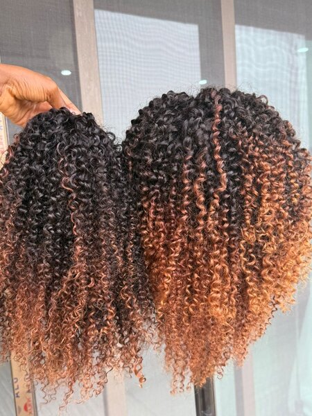 Demi Perruque Bouclée