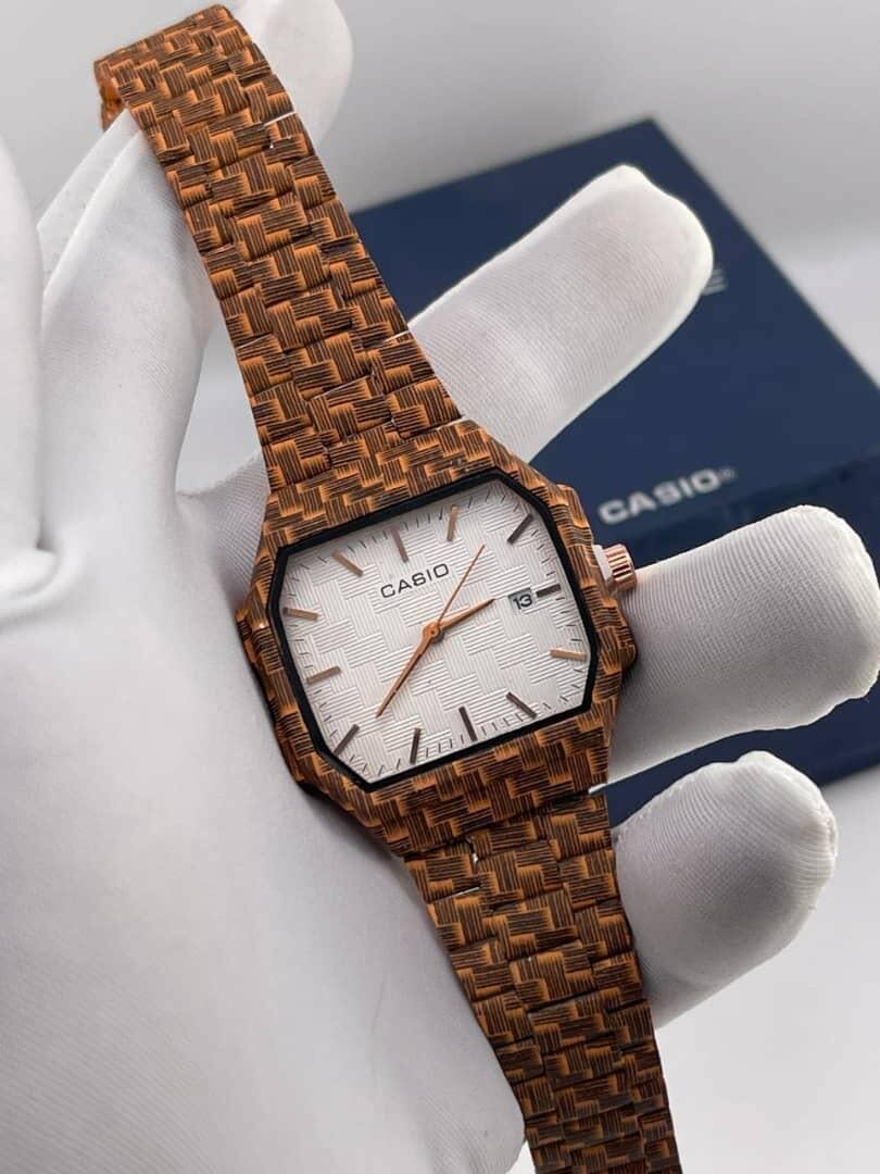 Montre tendance en bois tressé