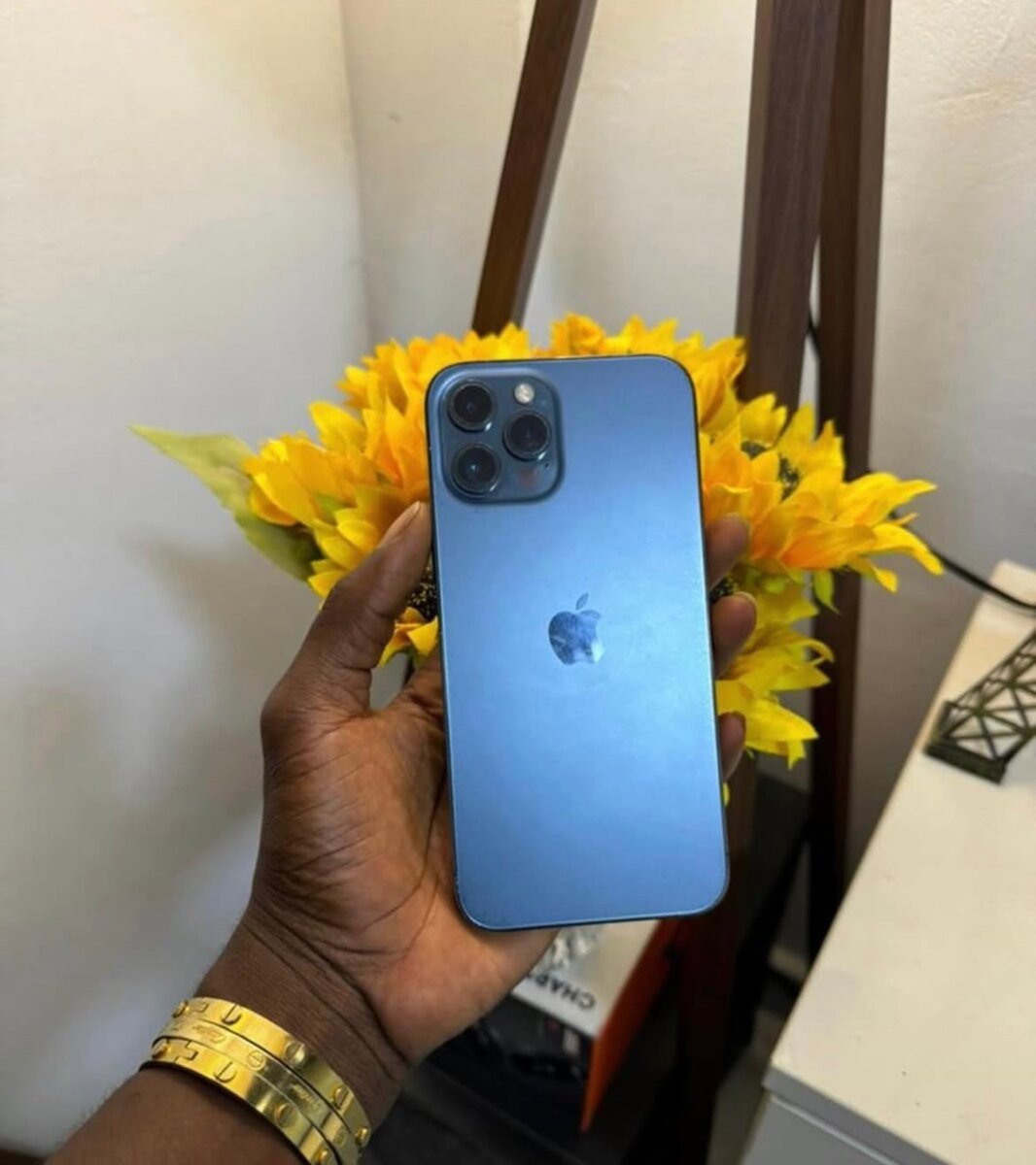 iPhone 12 Pro Max 128GB factual unlocked
