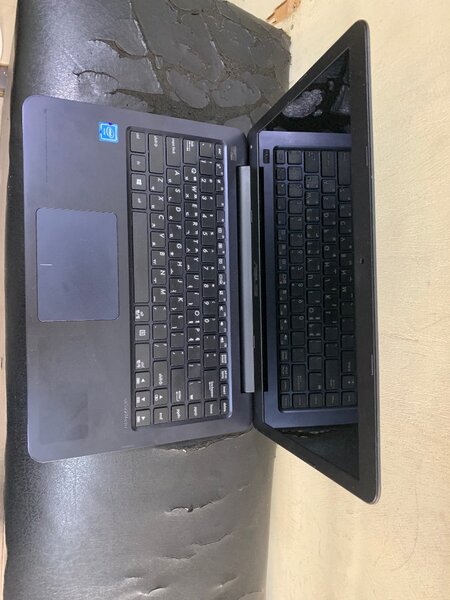 ASUS E402M Sonic Master