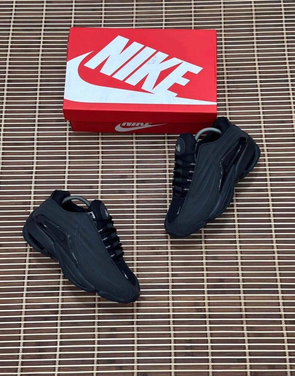 Nike Baskets Noires modernes