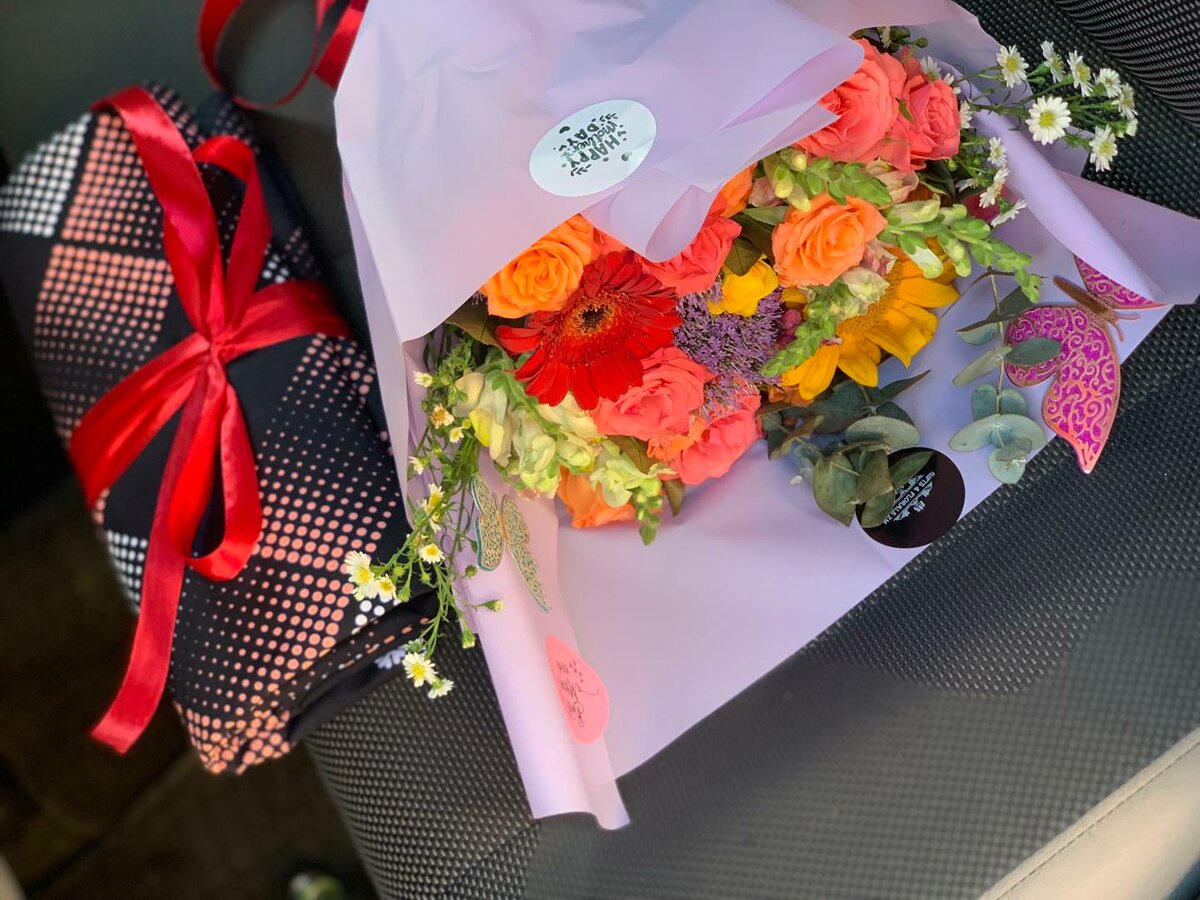 Gift set with flowers