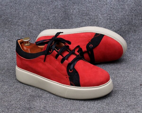 Baskets mode en daim coloré