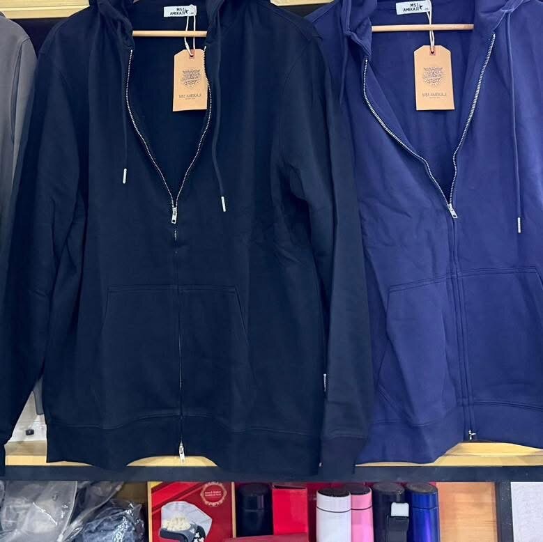 Sweat à capuche zipé