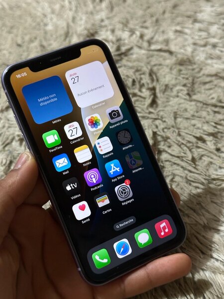 iPhone 11