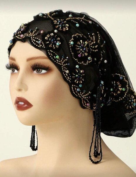 Foulard tête femme noir brodé perles