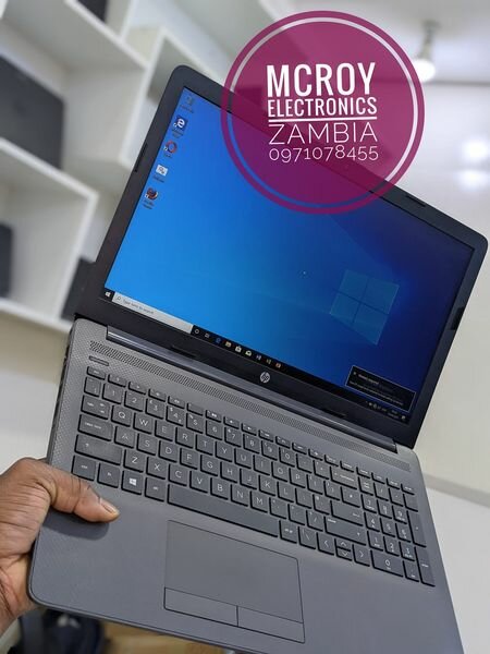 LAPTOP HP 255 G7