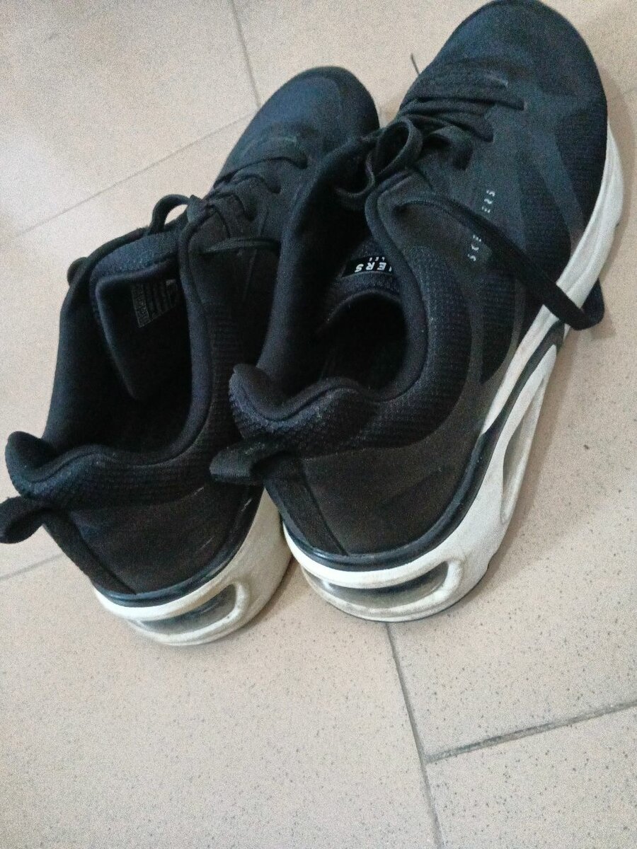 Baskets Skechers Noir