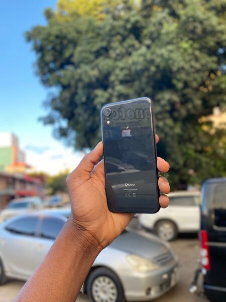 iPhone XR 64gb