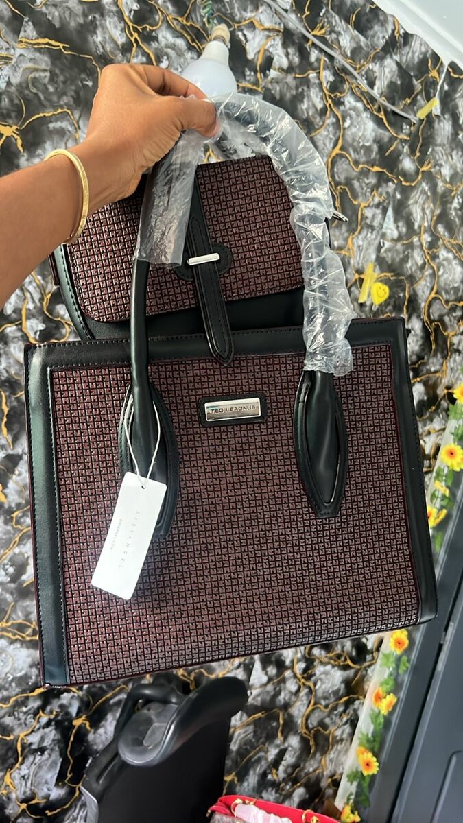 Sac à main élégant en cuir