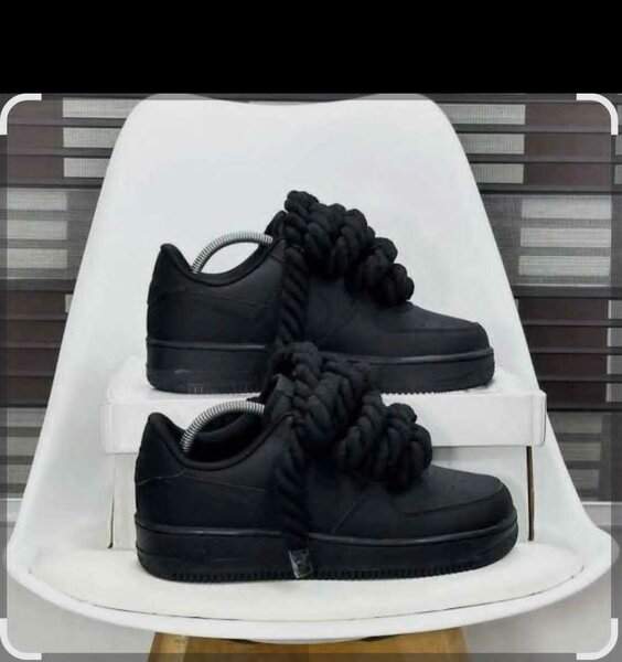 Airs force gros lacets noir