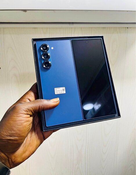 Galaxy Z Fold 6 - Smartphone