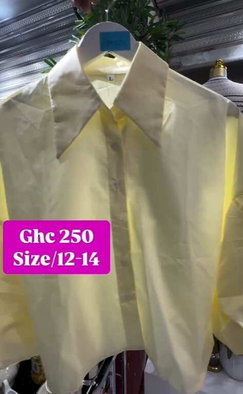 yellow short women's shirt✅size: 12-14