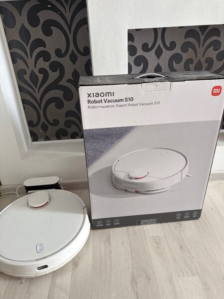 Робот пылесос от Mi