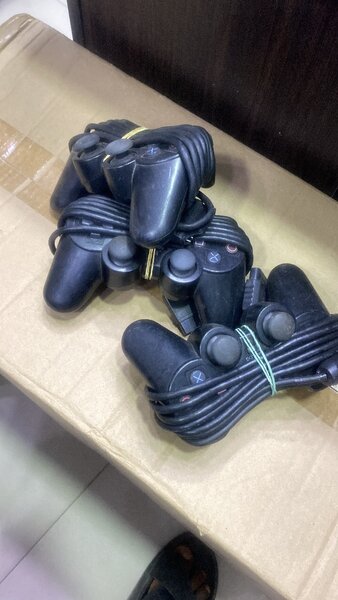 Ps2 home used game pads