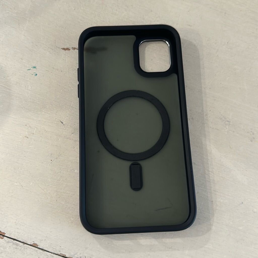 iphone Cases with Kick stands