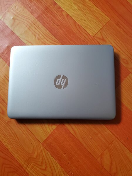 En vente Ordi portable HP elitebook 820 G3 Core i5 6th