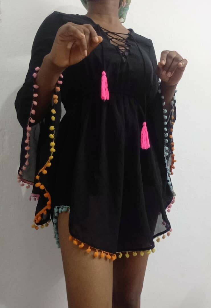 Robe bohème à pompons colorés