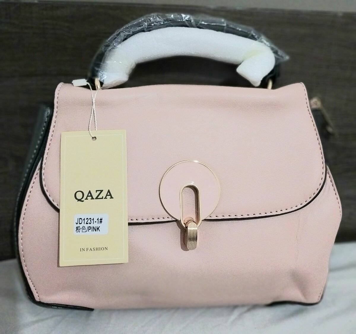 Sac à main rose élégant