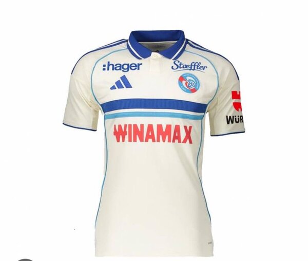 Maillots de football élégants