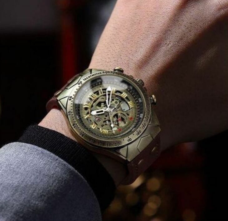 Montre Squelette Homme Vintage