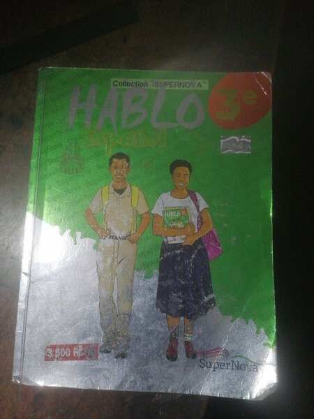 Manuels scolaires espagnol et français