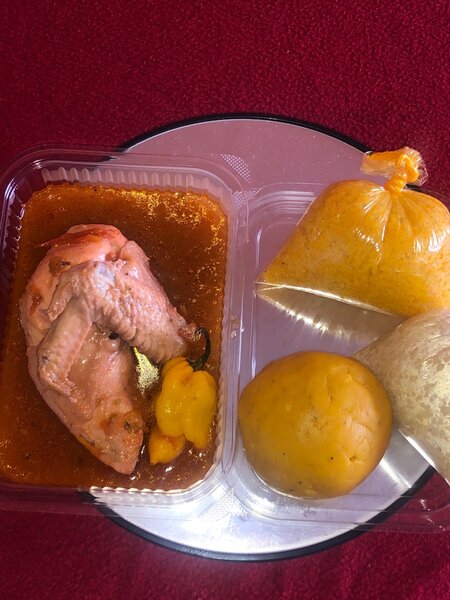 Repas poulet accompagné