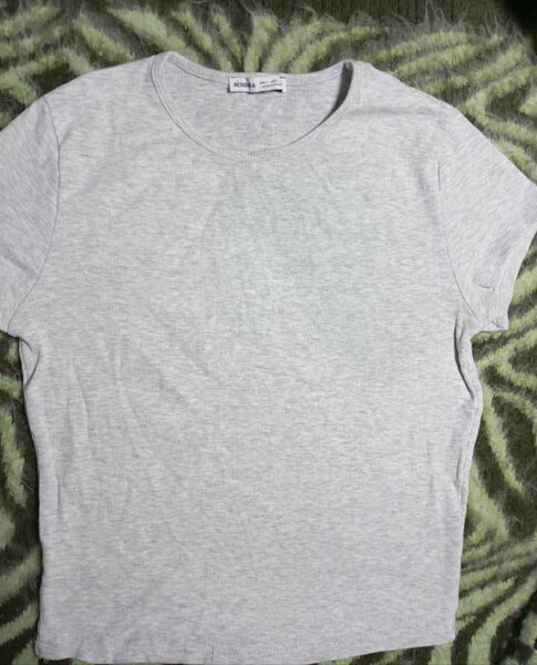 Top Bershka basique gris