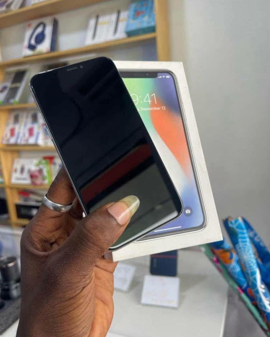 iPhone X 64GB Gris Sidéral